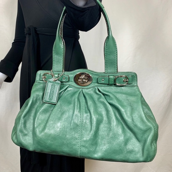 Coach Garnet Bag - Picture 2 of 8